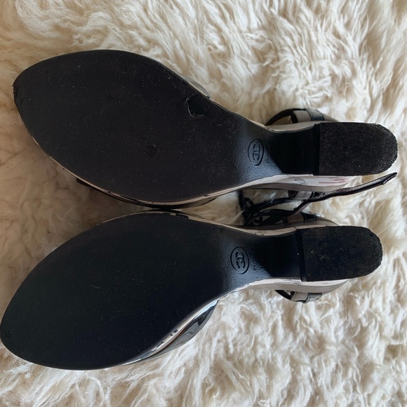 Shoes - Picture 6 of 6